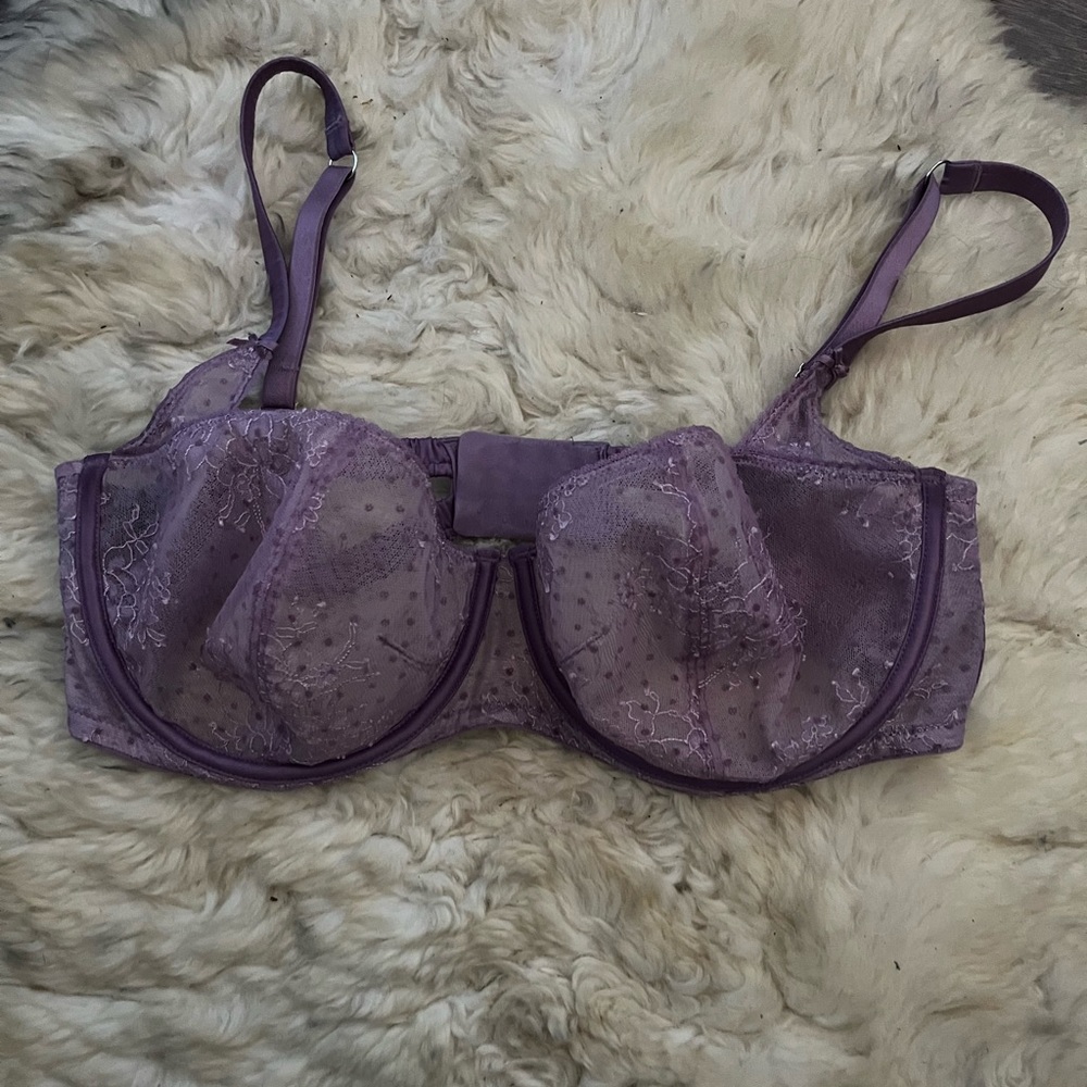 VICTORIA'S SECRET Bra 38DD Dream Angels Unlined Balconet purple lavender lace